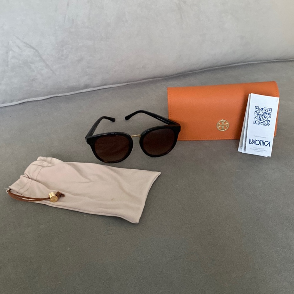 Tory Burch Black Frame Sunglasses with Brown Lenses